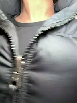 Strongqueen webcam