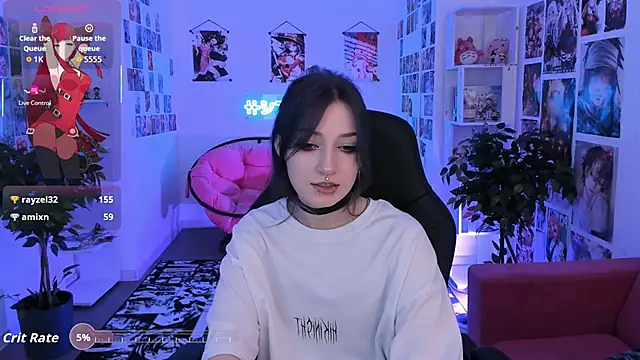 LiliLuna webcam