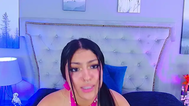 Scarlett_Blaze1 webcam