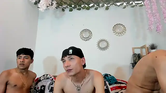 sebas_boys577 webcam