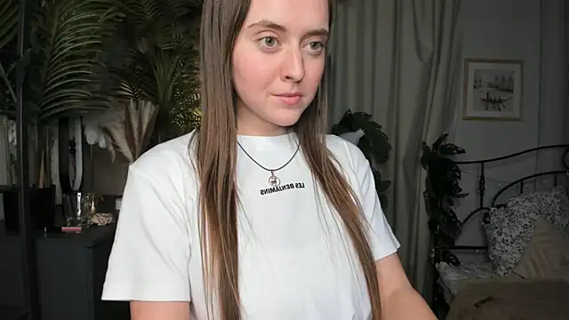 ThelmaJusto webcam
