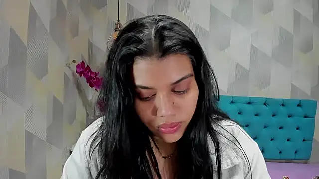 LindaBreeS webcam
