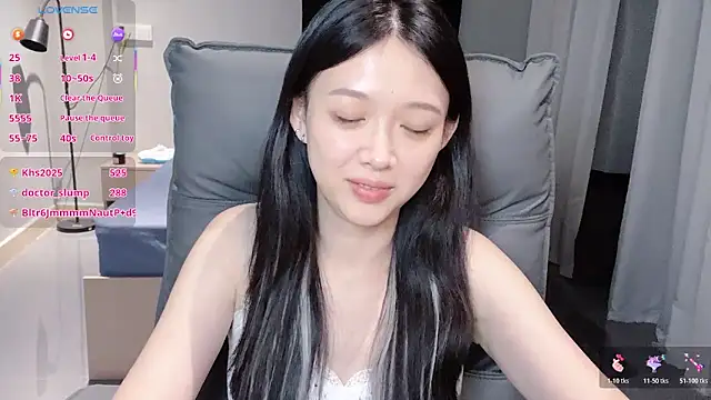 NiNi-baby520 webcam
