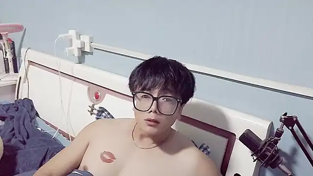 handsome1069 webcam