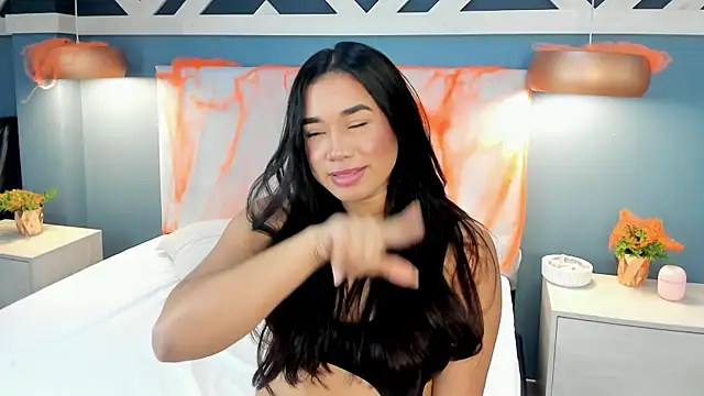 EmilyZahar webcam