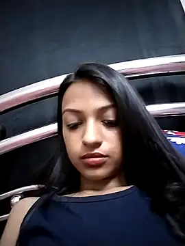 Your-Kitkat webcam