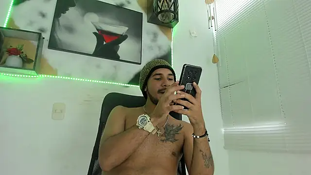 jhapsson_wong webcam