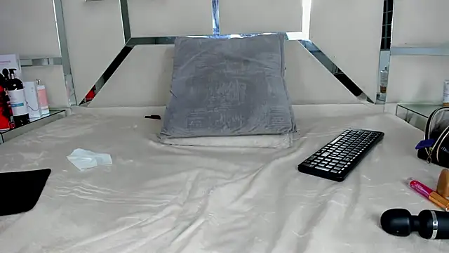 ZoeWan69 webcam