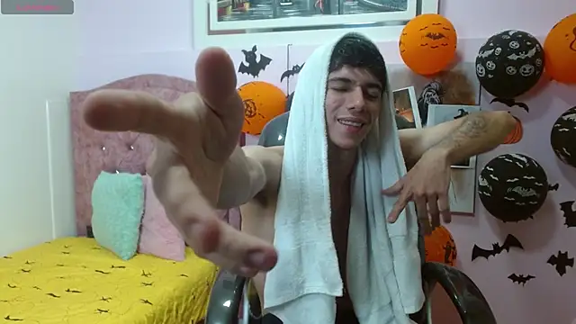 AmethystShadow17 live cam screenshot male on ZGTJNJ – 中文直播、回放与 GIF 精彩瞬间