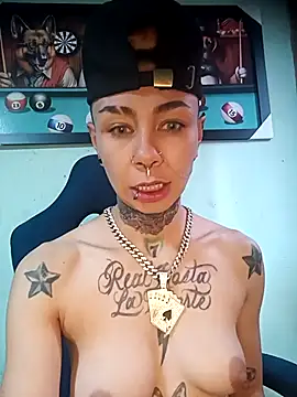 Exoticfive7 webcam