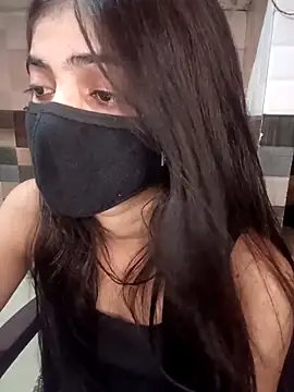 Queen_Pooja7 webcam