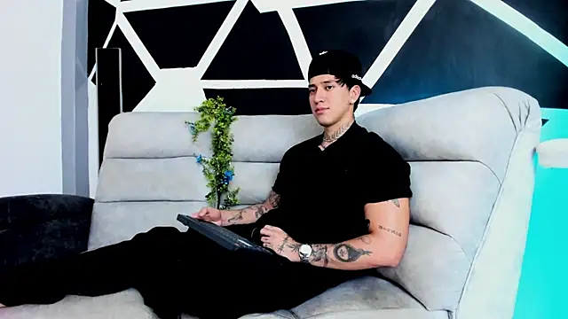 JUSTIN_FULLER1 webcam