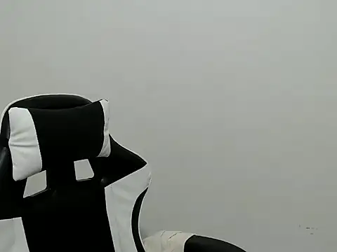 hugecock_petite webcam