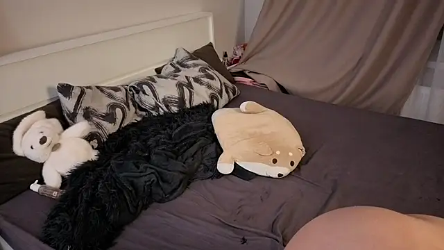 evaloveuevaneedu - Evaloveuevaneedu's free webcam - UK Sex Cams