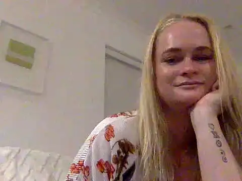 Sweet-TessaXX webcam