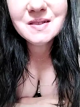Holly-69 webcam