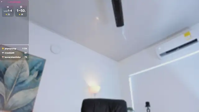 kylie_soraya webcam