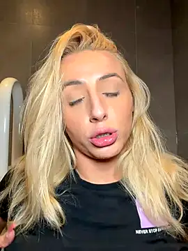 Strongqueen webcam