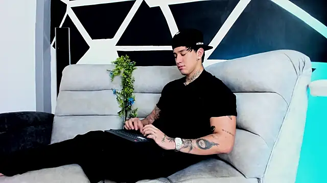 JUSTIN_FULLER1 webcam