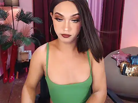 UrasianBIGcock696 webcam