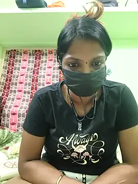 Tamil_Ishu webcam