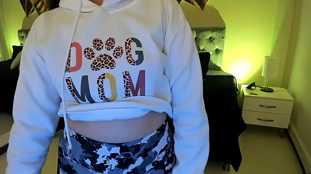 Nata_Velvet webcam stripchat model stream image