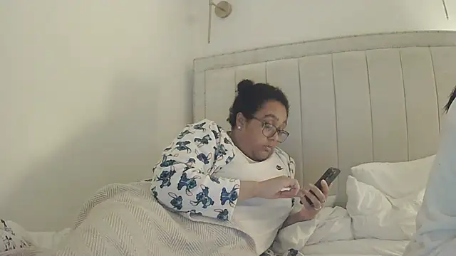 vanilla_chocolate23 webcam