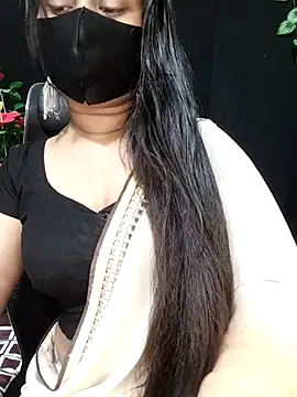 Idhika-Paul webcam