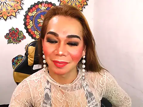 xxMistressWildKimxx webcam