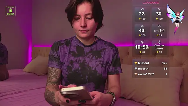 Ishtar_Divine webcam