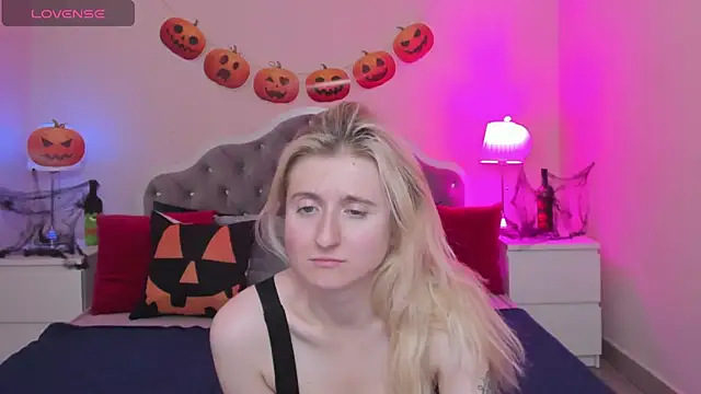 CamillaDreamer webcam