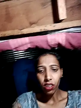 Pinki_thakur_1