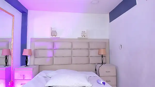 RoseCassie webcam