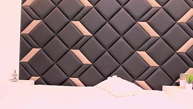 GeraldineSandoval webcam