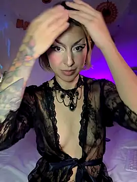 Cinamoonn webcam