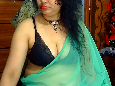 Horny_Doll24 webcam