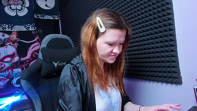 Nora_lovvvv webcam