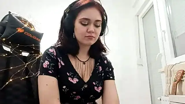 SalenaVanderhoff webcam
