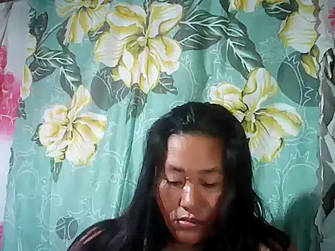 Sexyhorney4u webcam