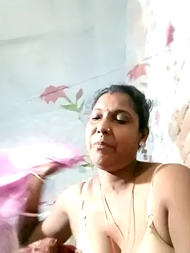 Savita992 webcam