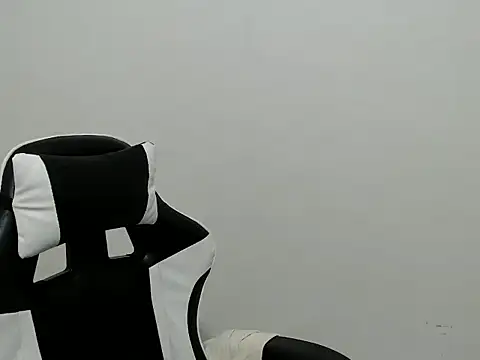 hugecock_petite
