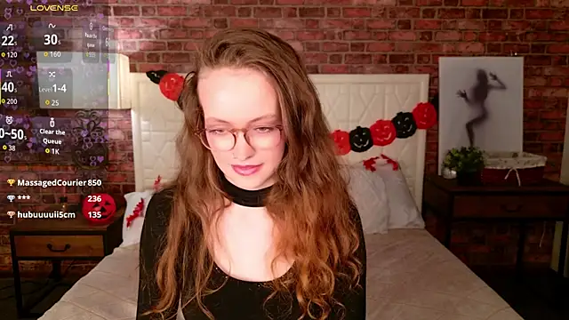 SallyPinkman webcam