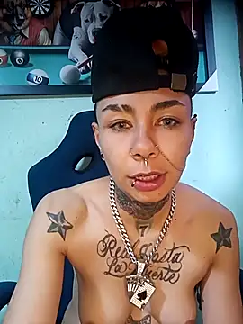 Exoticfive7 webcam