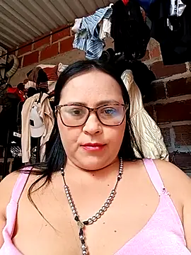 Dirty-Momm-Divorced-Hot webcam