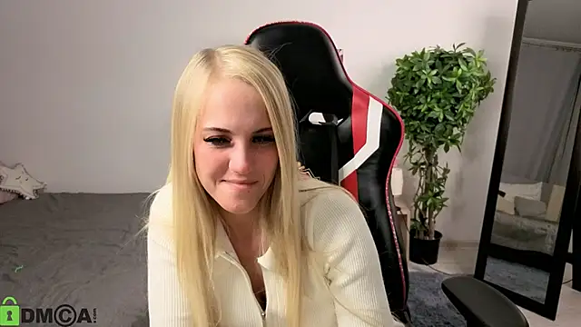 Emmi_crystal webcam