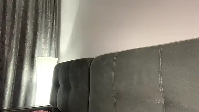 YourLittleElfie webcam