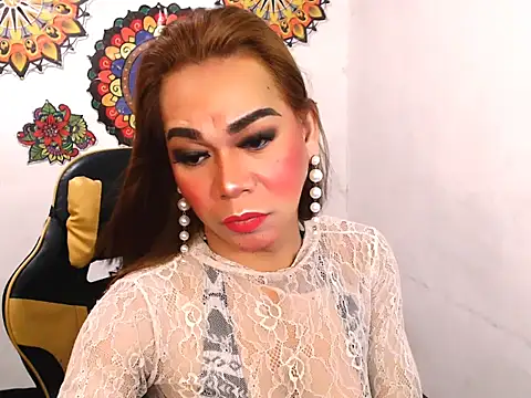 xxMistressWildKimxx webcam