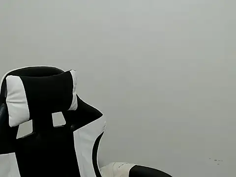 hugecock_petite webcam