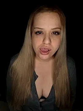 cansuozsou webcam
