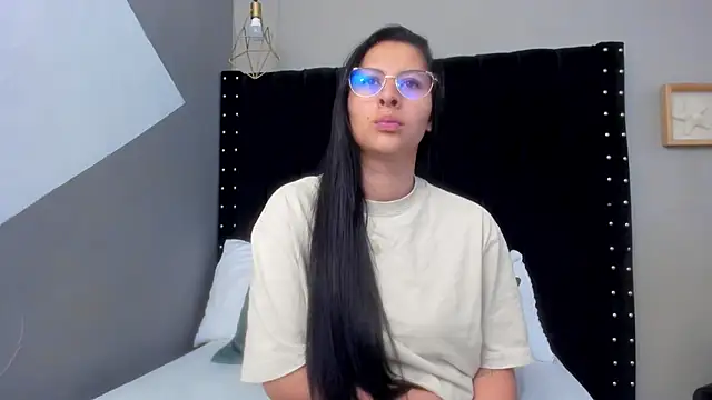 Sofi_collins1 webcam